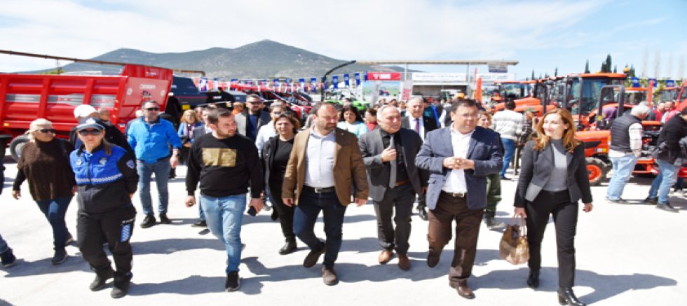 BAŞKAN TOKAT FUARI ZİYARET ETTİ…