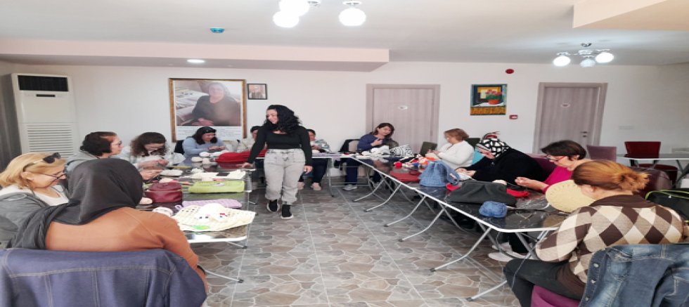 MİLAS BELEDİYESİ, KADINLARIMIZ İÇİN AMİGURUMİ KURSU AÇTI