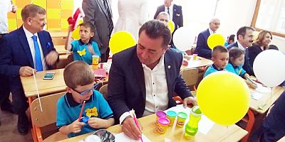 ALBAN’DAN EĞİTİMLE İLGİLİ İKİ ÖNERİ:  “KIRTASİYE ÜRÜNLERİNDEKİ KDV İNDİRİLSİN VE KÖY OKULLARI AÇILSIN”