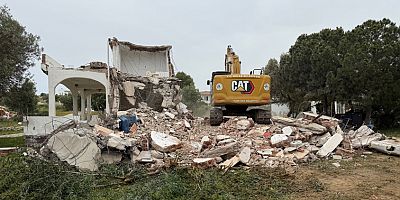 MİLAS BELEDİYESİ KAÇAK YAPILARA GEÇİT VERMİYOR